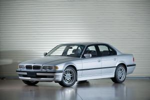 BMW 740i 2001 года